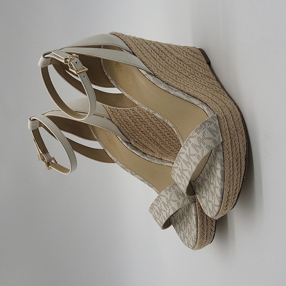 1020- MICHAEL Michael Kors Kimberly Espadrille Wedge Sandals Size 8.5 NWT - Picture 3 of 9